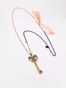 ARIANA OST - PARISIAN KEY NECKLACE - THE ARIANA