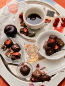 Loco Love Chocolate: LOCO LOVE - HEART BOX