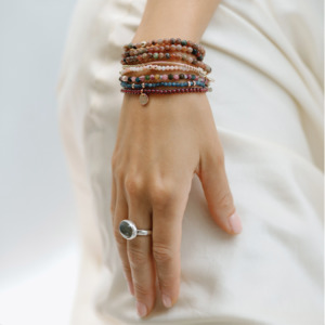 Jewellery 1: VANIA - AMULETO GARNET BRACELET - SMALL BEAD