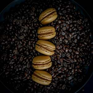 raywhite: Salted Caramel Macarons 12 with Ray White Box