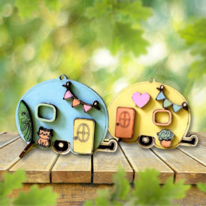 Camping Crafts: Mini DIY Caravan