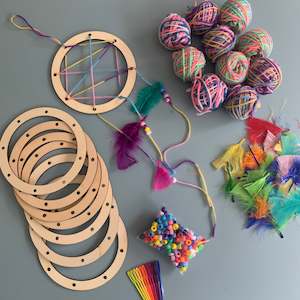 Older Kids Crafts 1: Dreamcatcher