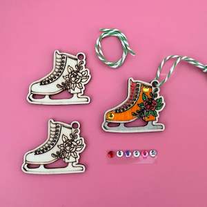Sports 1: Ice Skate with Flowers Charm