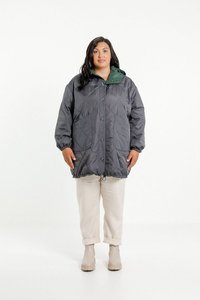 Products: Papercut Emmi Curve Jacket