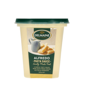 Pasta sauce: Delmaine Alfredo