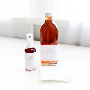 The Minimal Co: Hibiscus and Rose Water Toner