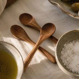 The Minimal Co: Linden Acacia Dip Spoon