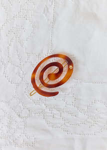 Turtle Story Spiral Hair Clip Sepia