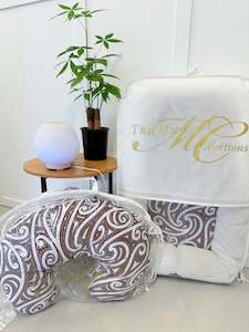 HANDMADE POD & PILLOWS