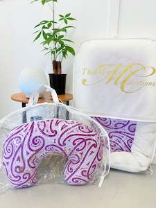 HANDMADE POD & PILLOWS