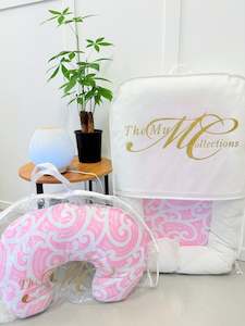 HANDMADE POD & PILLOWS