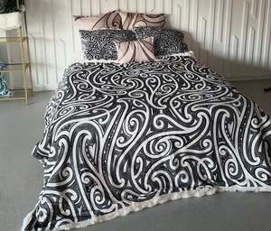 Blankets: Black and White Faux Fur Blanket and 2 Pillow Cases