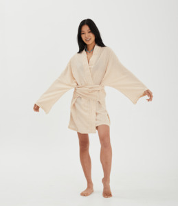 Mum Essentials: Aster Kimono