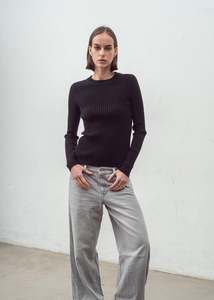 N.31 Cashmere Blend Skinny Rib Crew Long Sleeve – Black