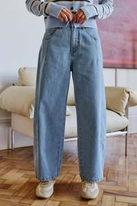 Demi Barrel Jean – Vintage Blue