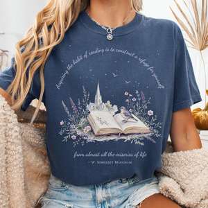 Acquiring the Habit of Reading W. Somerset Maugham Literary T-Shirt