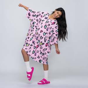 Oodie Sleep Tees: Pink Leopard