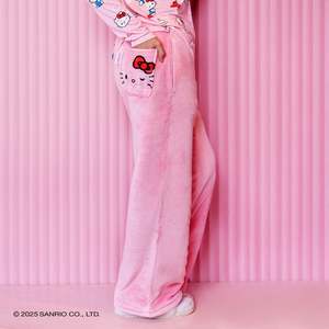 Hello Kitty & Friends