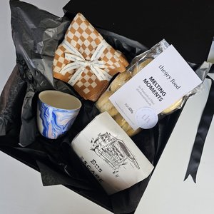 Products: Coffee and Cookie Gift box