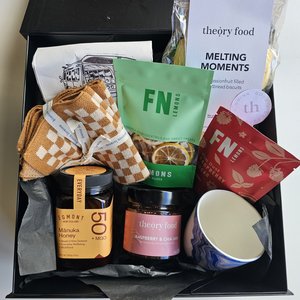 Deluxe - Medium Gift Box