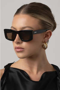 Sunglasses 2: Otra Marsha