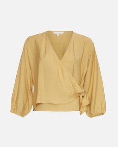 MSCH Audia 3/4 Wrap Top
