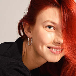 Jewellery: Naja Pi Hoops - Silver Plated - Medium