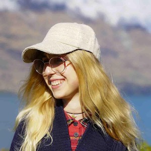 Womans Hats: Peak Hemp Cap