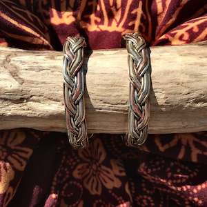 3 Metal Wire Knot Bangle