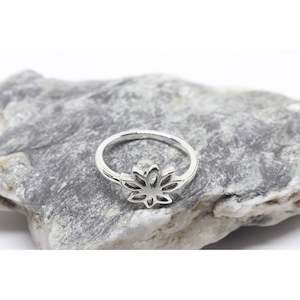 Silver Rings Collection: Cyra Silver Ring