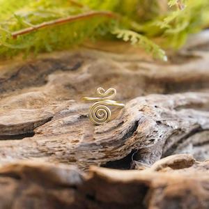 Sophia Spiral Spiral Brass Rings
