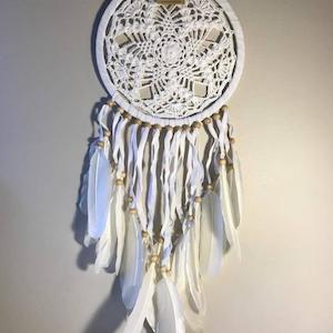 Dreamcatchers 2: Snowflake Crochet Dreamcatchers