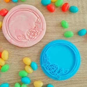 Floral: Floral Wreath Fondant Stamp