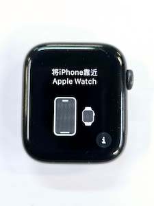 Wearables: Apple iWatch Series5 44mm, Pre-owned Watch