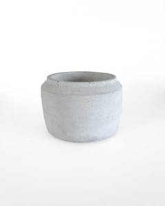 Concrete pots: Big Grey Plant Pot