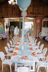 Tables Chairs: White Ghost Chairs