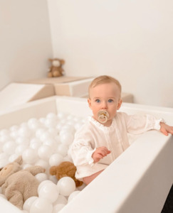 Pre Order - Soft Play Ball Pit + 200 White, Pearl & Transparent Balls