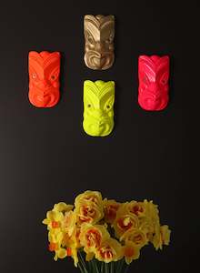 Messini Palace: Wheku Tahi - Fluorescent Orange