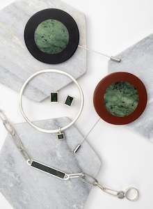 Caim Lapel Pin - Pounamu