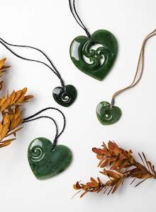 Deane Moreton: Pounamu Big Heart Pendant