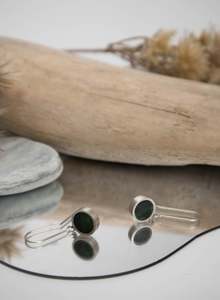 Caim Drop Short Pounamu Earring