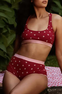 Pole Tops: Alpha Crop - Sweetheart