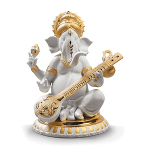 Veena Ganesha (Golden Lustre)