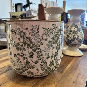 Homeware: Green and White Flower Planter