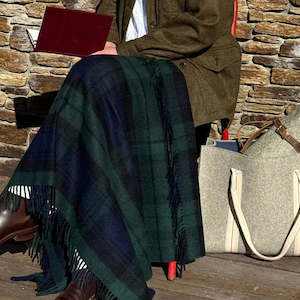 Exquisite Wool Traders | NZ Pure Wool Collection Black Watch Knee Rug