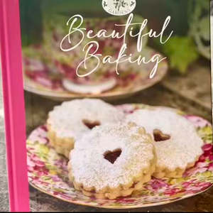 Kitchen Dining: Tangleby Gardens Beautiful Baking