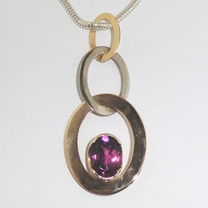 Coloured Stone Pendants: 27445