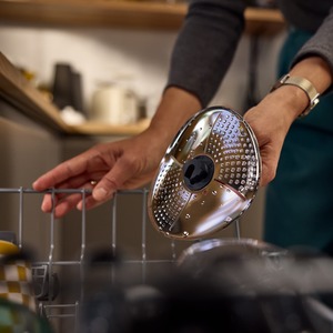 Made By Themix: Host Reward - Blade Cover & Peeler