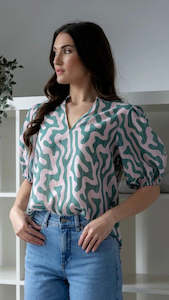 Blouse: Vacation Top Blush Swirl