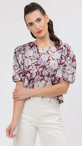 Relaxed Carefree Top Merlot Field